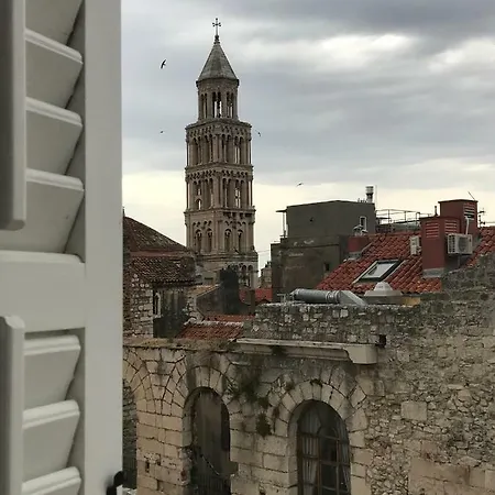 Apartment Palace Split
